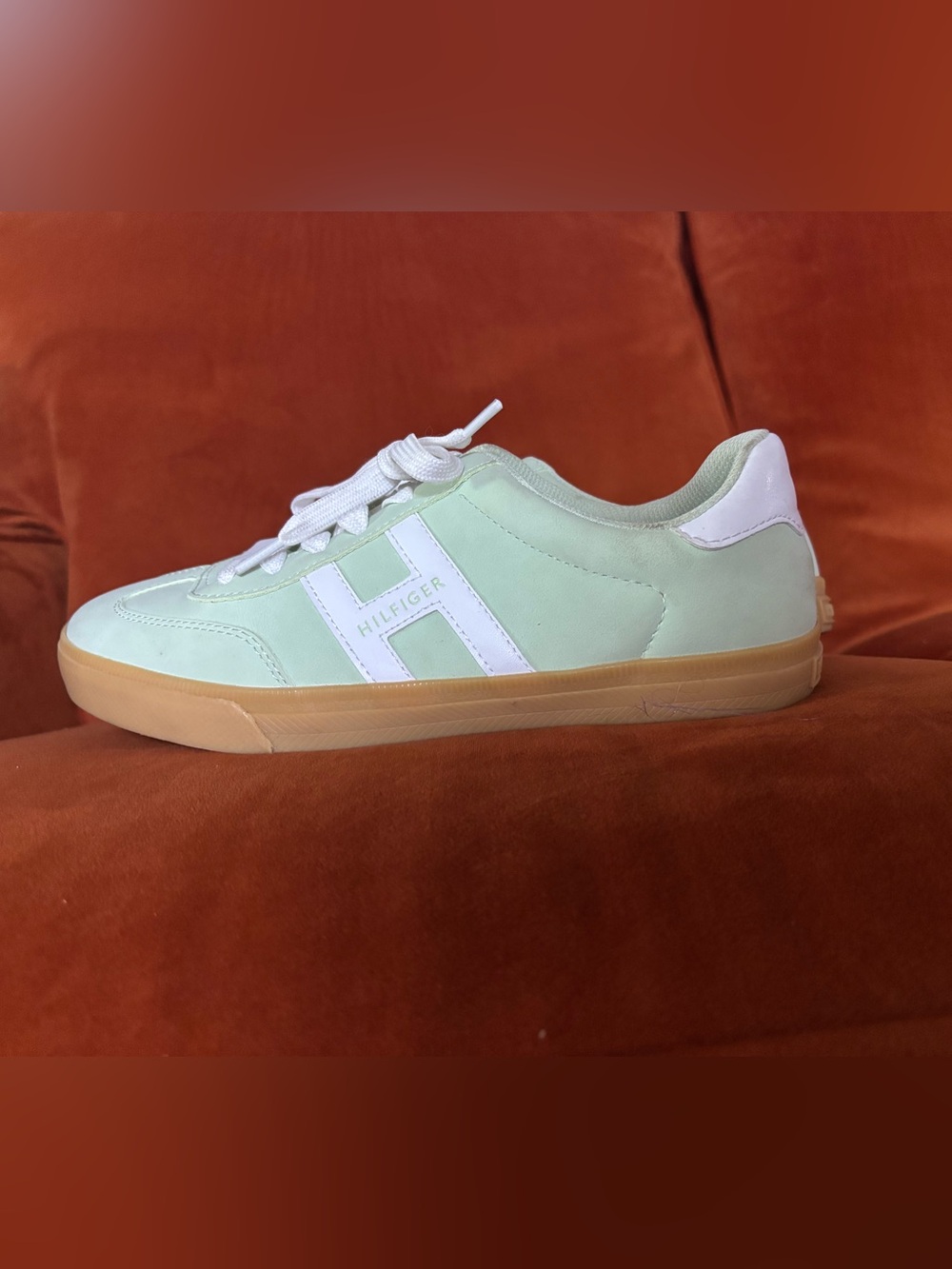 Tommy Hilfiger Mint Green & White Low-Top Sneakers